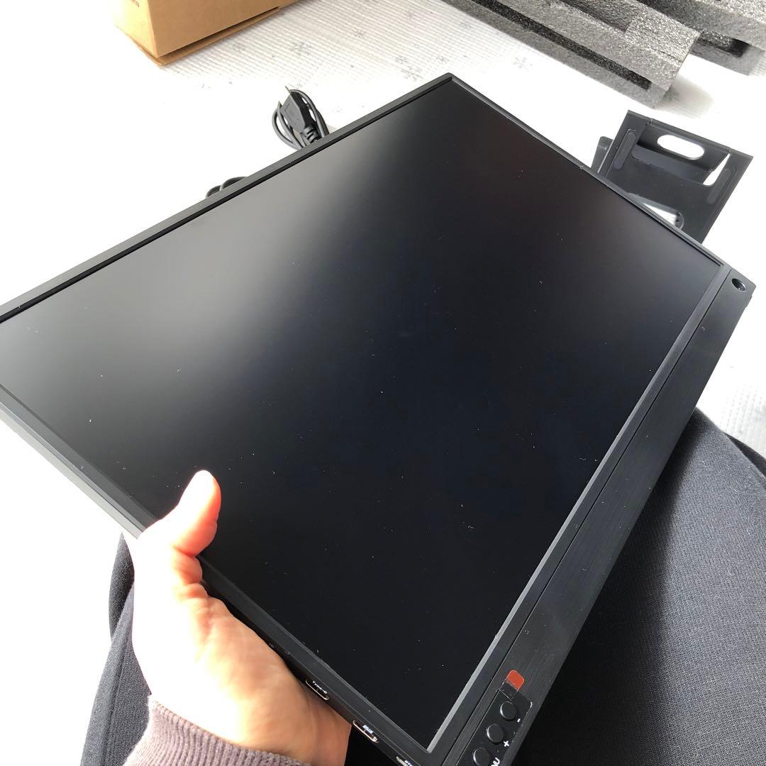 【中古】MAGICRAVEN ポータブルモニター　15.6インチ　スタンド付き