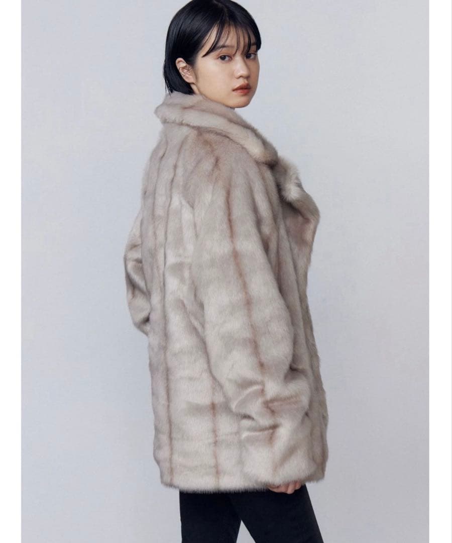 EMODA ミディフェイクファーコート　ベージュ　新品未使用