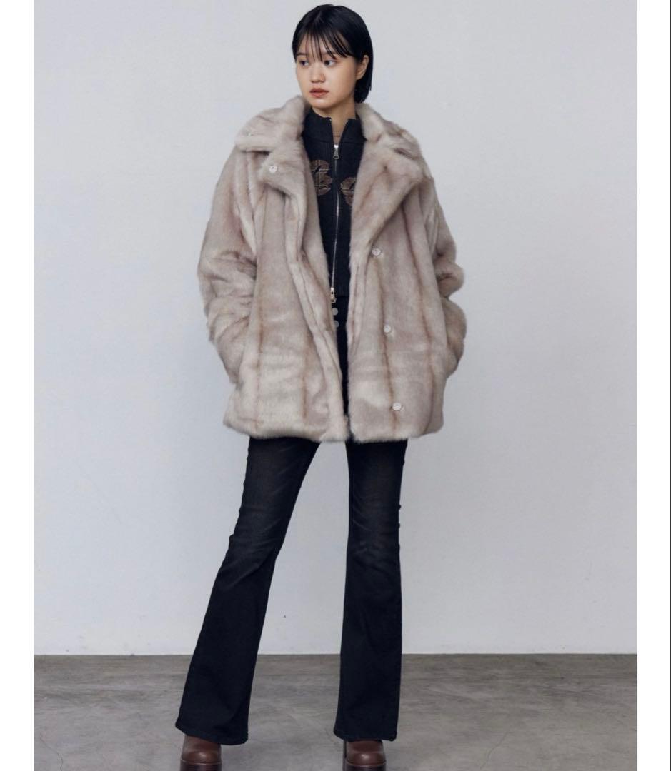 EMODA ミディフェイクファーコート　ベージュ　新品未使用