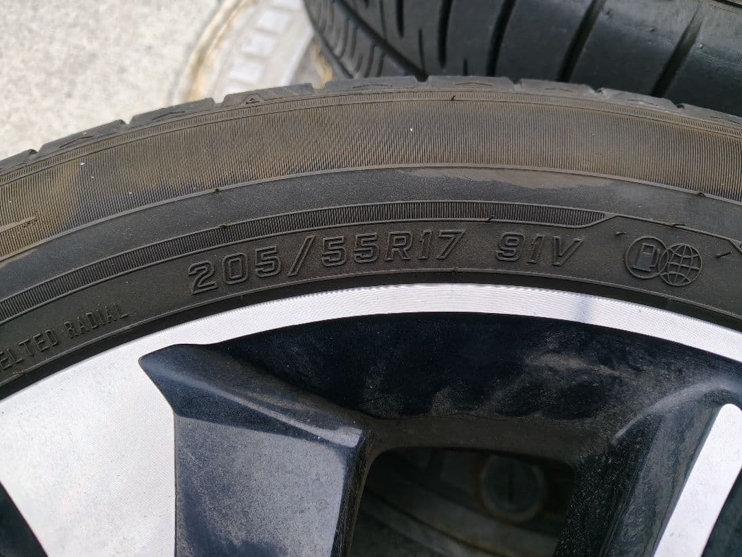 ホンダ ステップワゴンスパーダ 純正タイヤホイール 4本セット　ナット付き