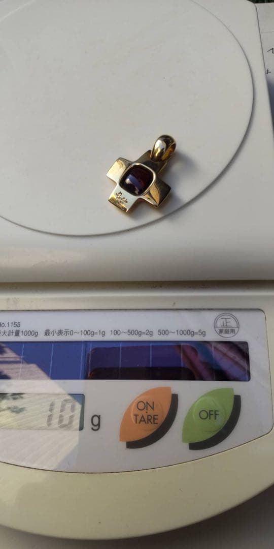 ポメラート チャーム ガーネット クロス