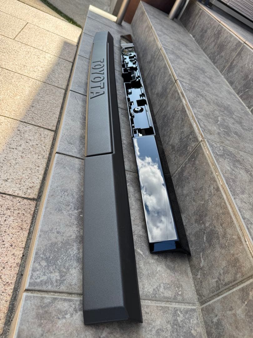 ①ランドクルーザー　250 グリル　ラプターライナー塗装フルセット