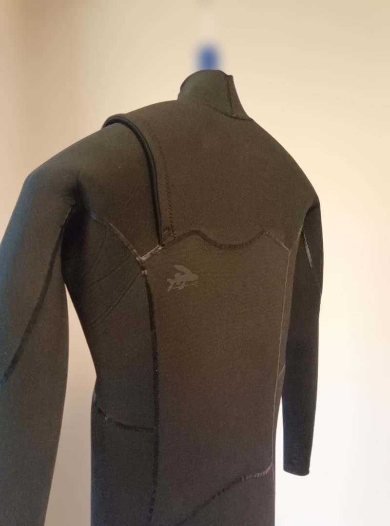 D*れ様 Patagonia R3 ウェットスーツ 4.5/3.5 Mサイズ