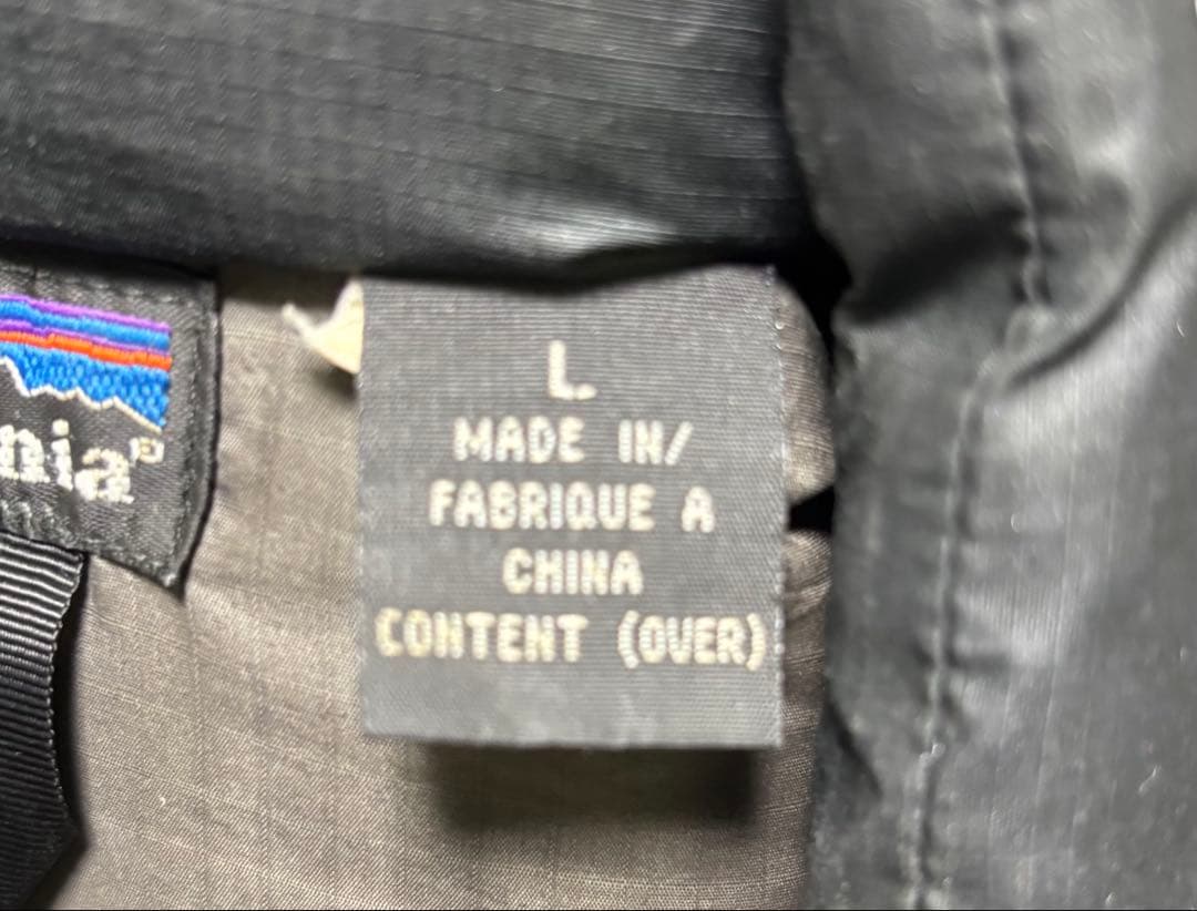 patagonia ダウンジャケット 黒　Lサイズ　1/31まで値下げ！