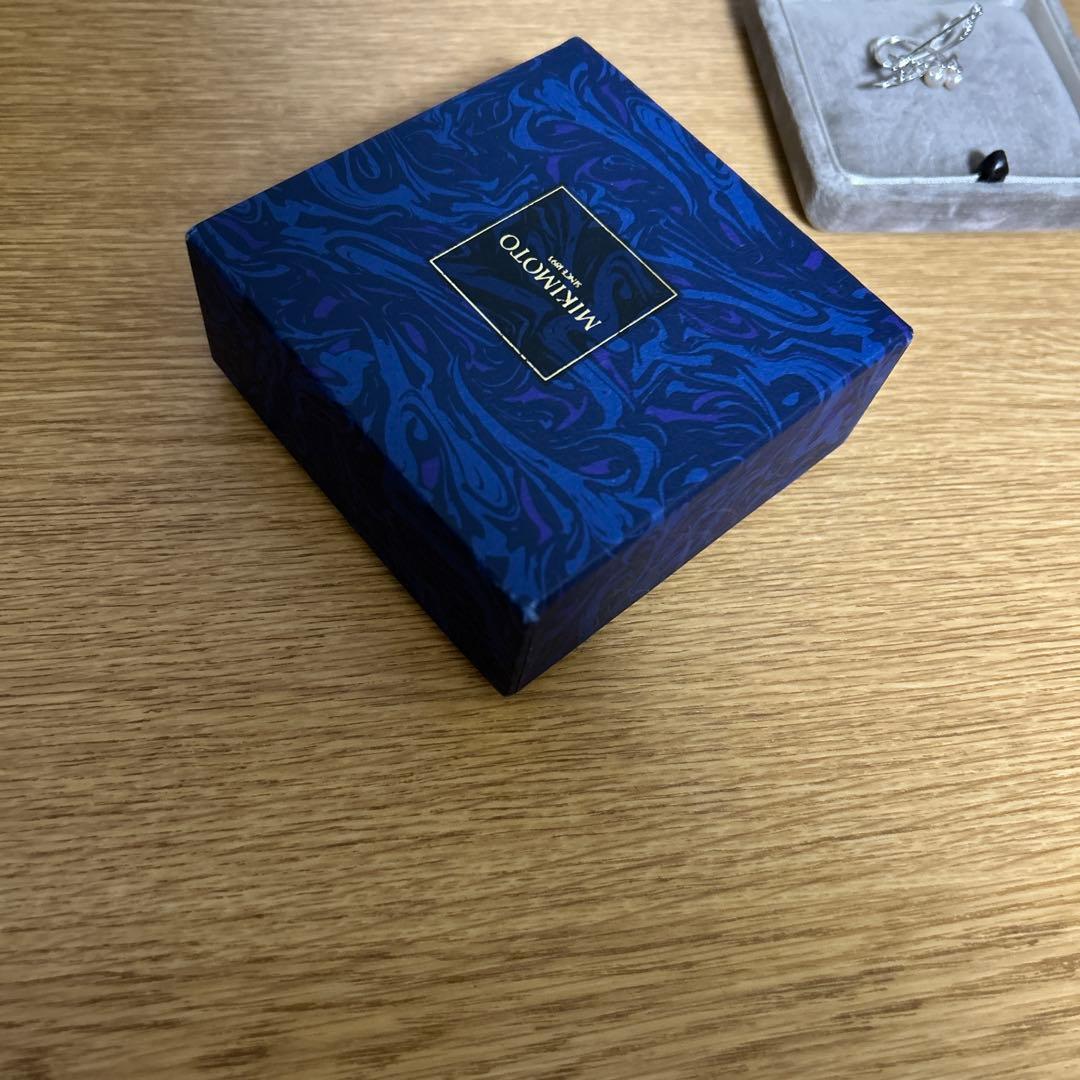 MIKIMOTO ミキモト　真珠　ベビーパール　ブローチ シルバー 3珠