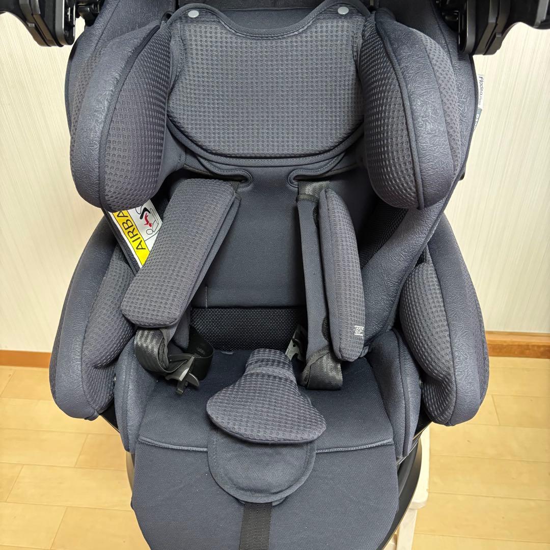 Aprica フラディア グロウ ISOFIX セーフティープラス⭐︎Yuu
