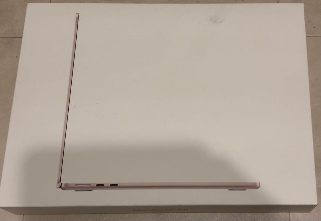 MacBook Air13インチ M4チップ 16GB 256GB スターライト