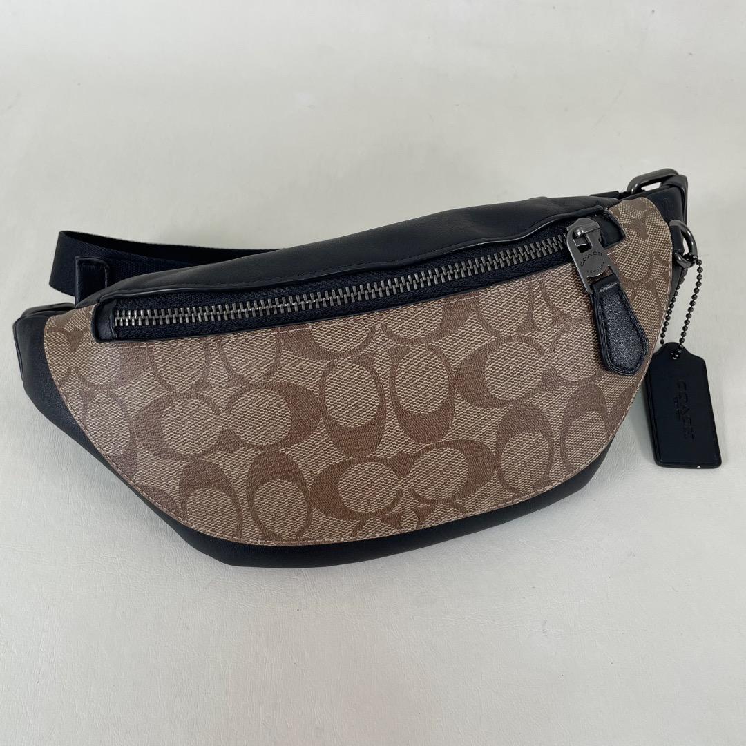 C5 美品✨COACH ボディバッグ F84711 ブラック×シグネチャー