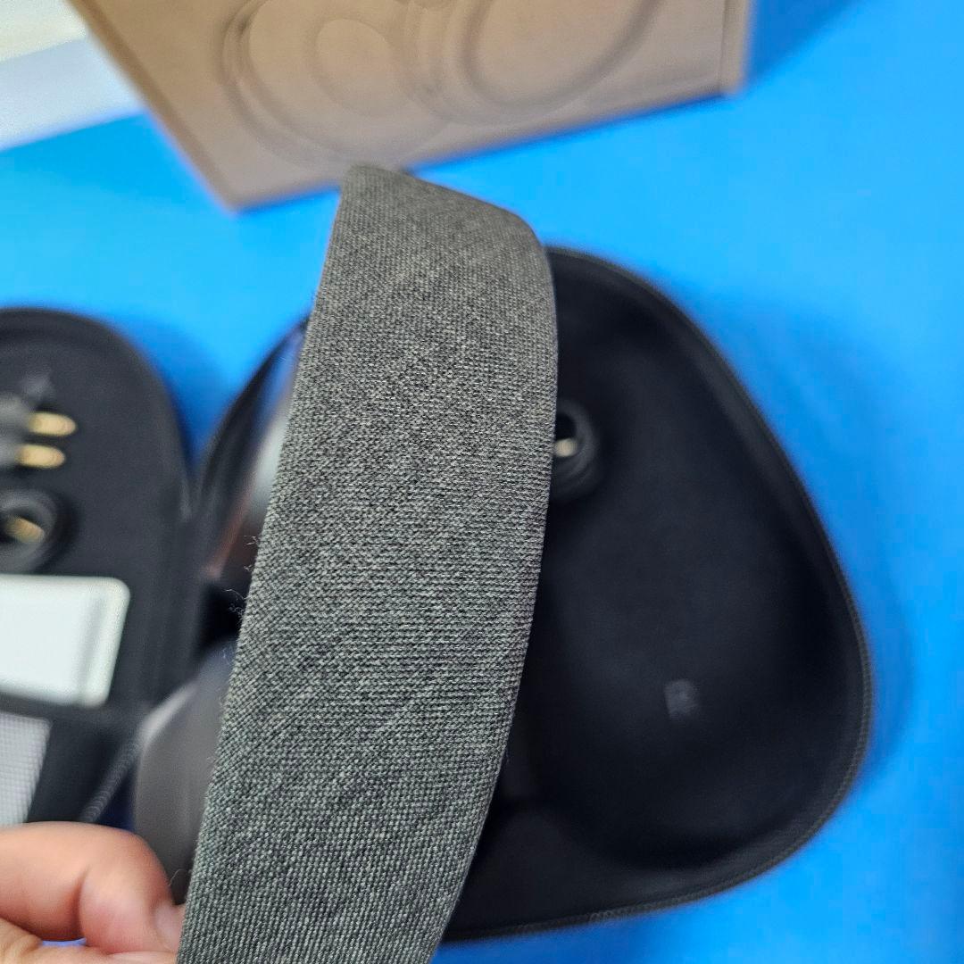 【ほぼ未使用】MOMENTUM 4 Wireless