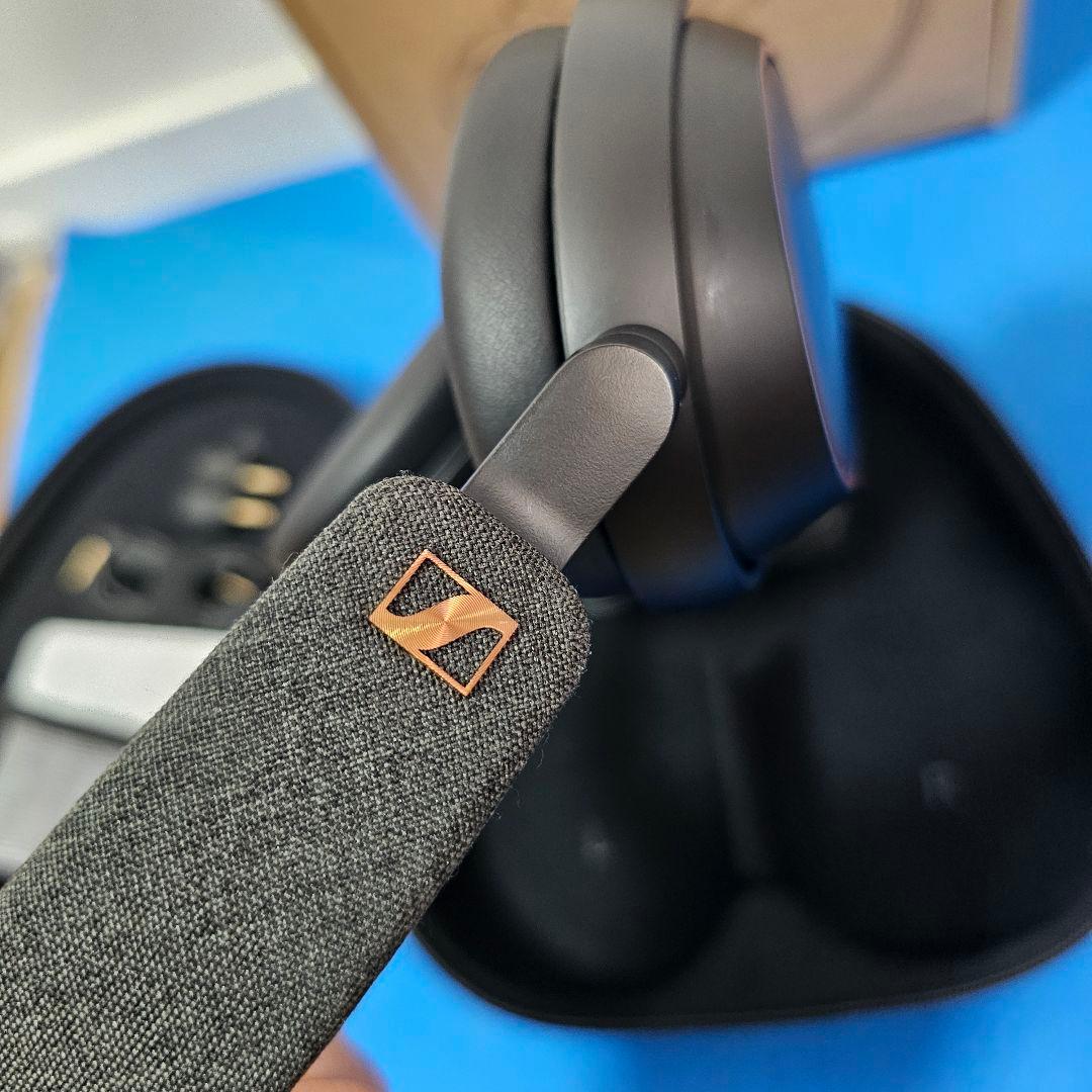 【ほぼ未使用】MOMENTUM 4 Wireless