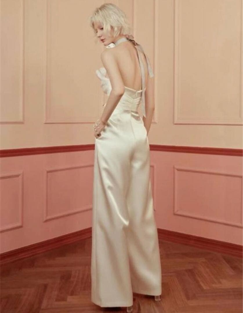 ウェディングドレス　パンツドレス