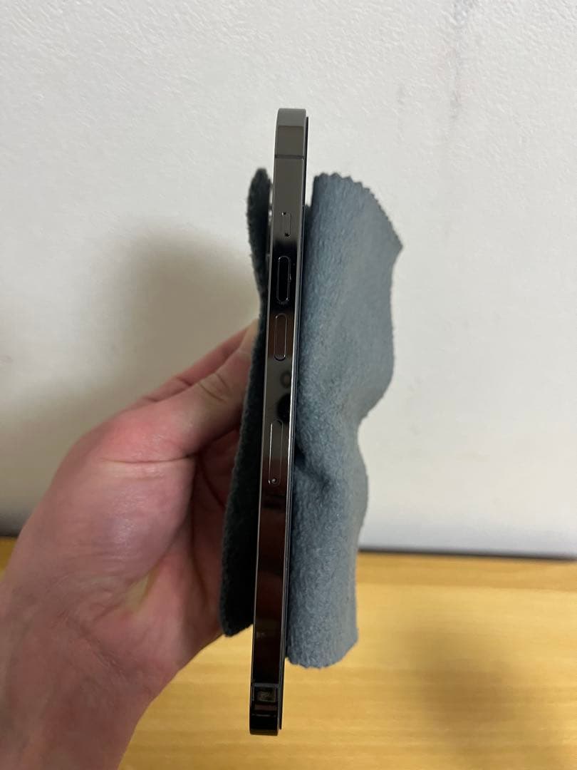 iPhone 12 Pro Max 512GB sim フリー［新品同様］