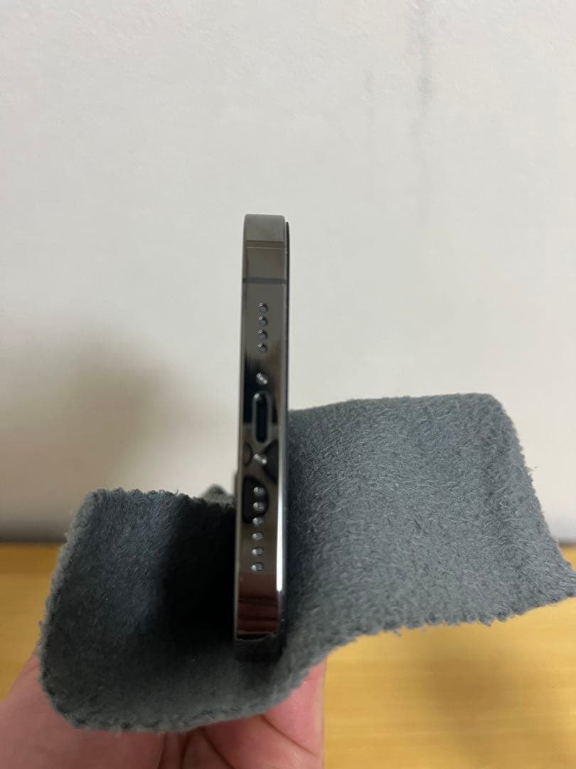 iPhone 12 Pro Max 512GB sim フリー［新品同様］