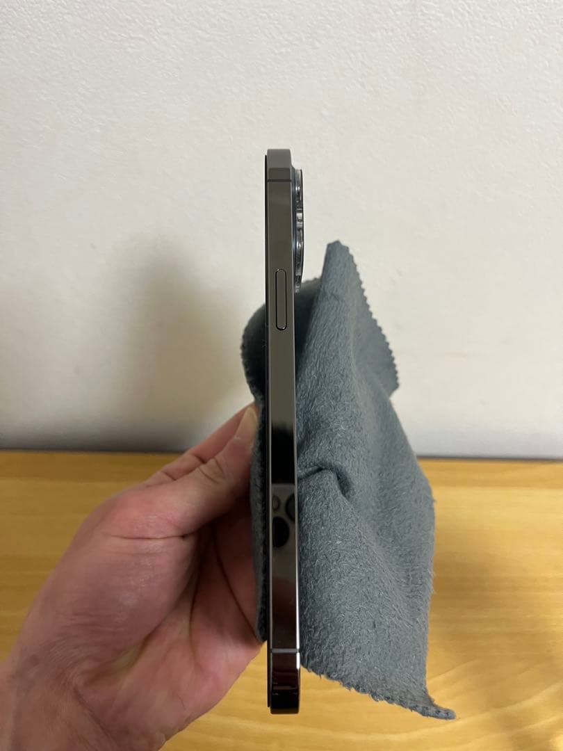 iPhone 12 Pro Max 512GB sim フリー［新品同様］