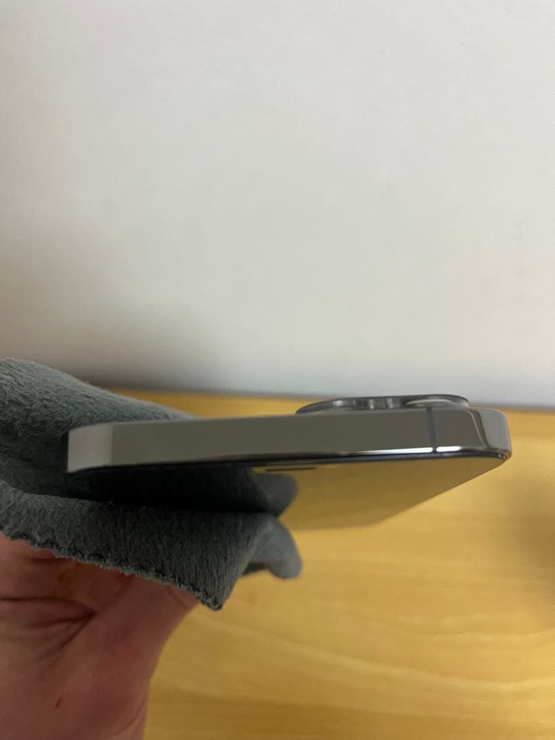 iPhone 12 Pro Max 512GB sim フリー［新品同様］