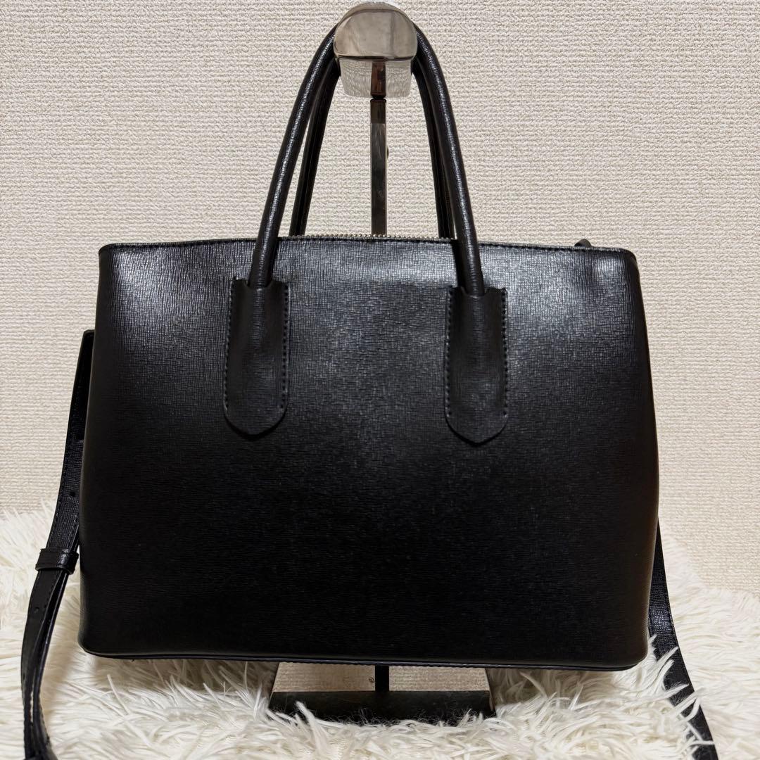 【極美品】FURLA　フルラ　ハンドバッグ　テッサ　ブラック　サフィアーノ