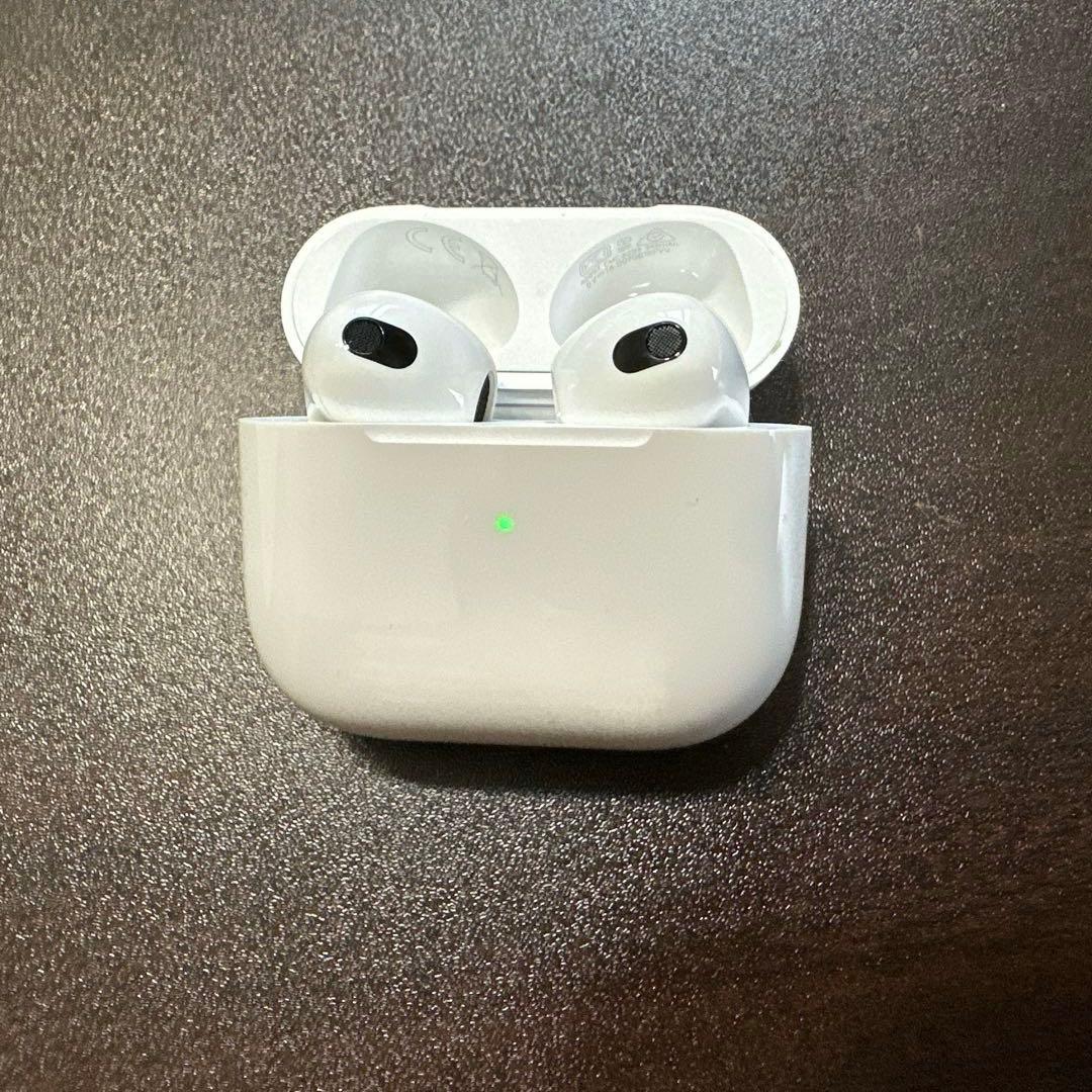 Apple AirPods 第3世代 MPNY3J/A