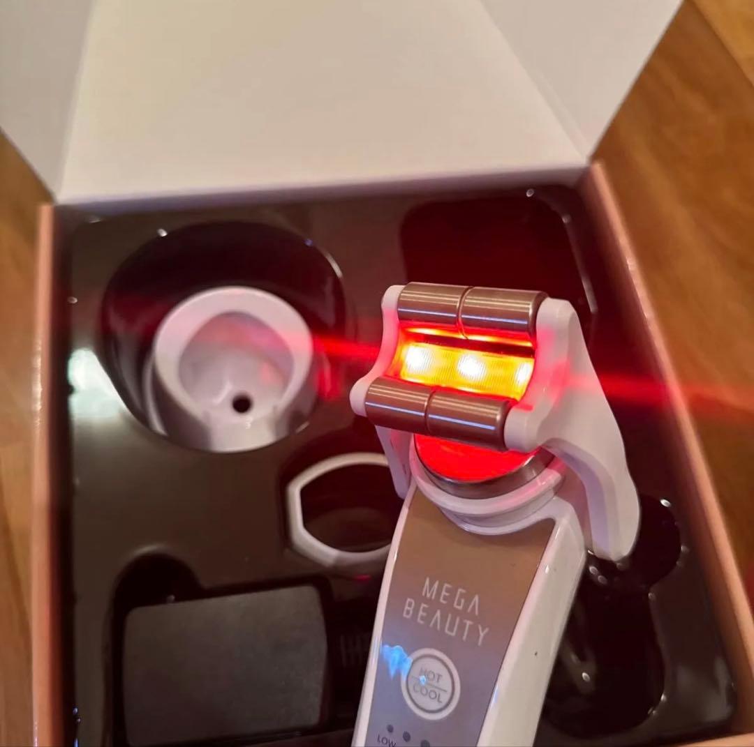 美顔器　ナリス　メガビューティー