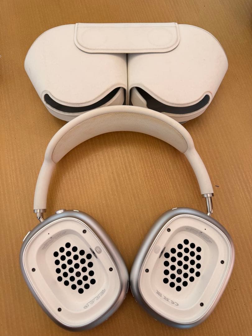 イヤホン AirPods Max Silver