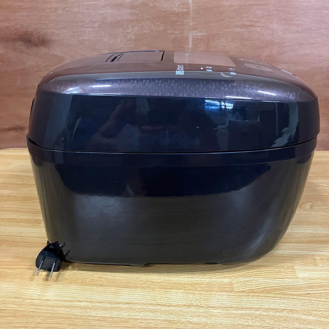 一都三県限定　配送設置無料　炊飯器　TIGER タイガー　2021年製　5.5合