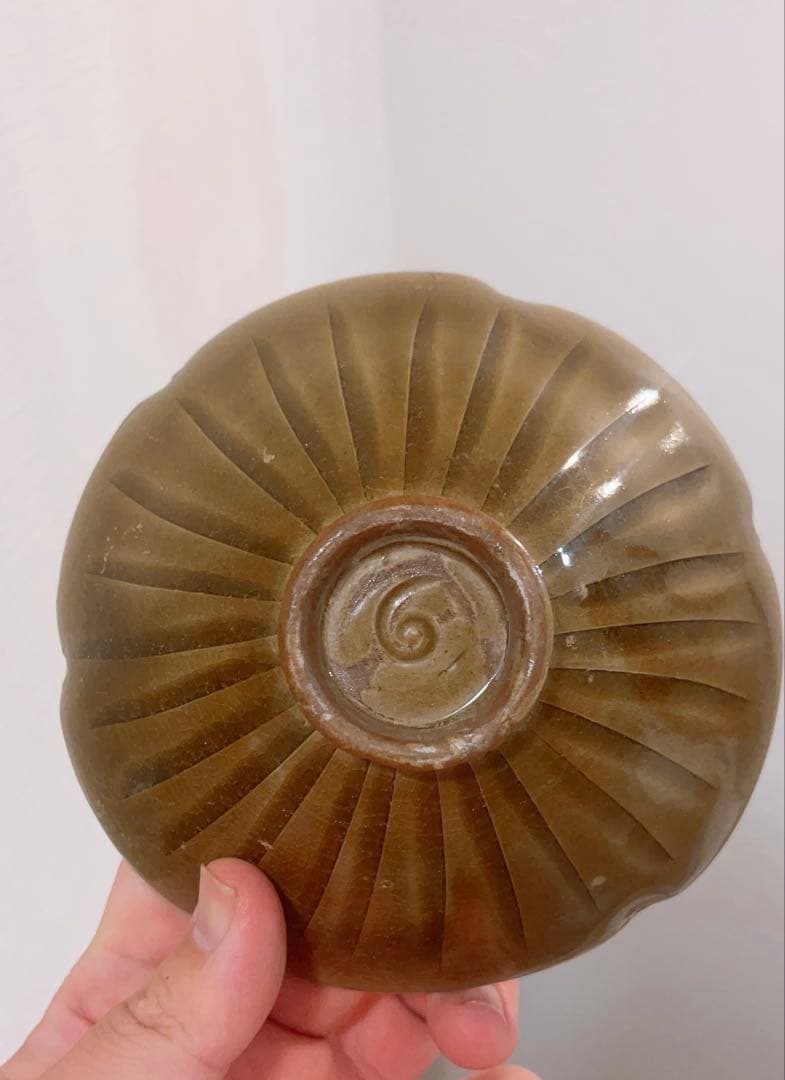 耀州窯刻花魚斗笠碗 唐物　茶道具 煎茶碗　中国古美術　骨董品　陶芸