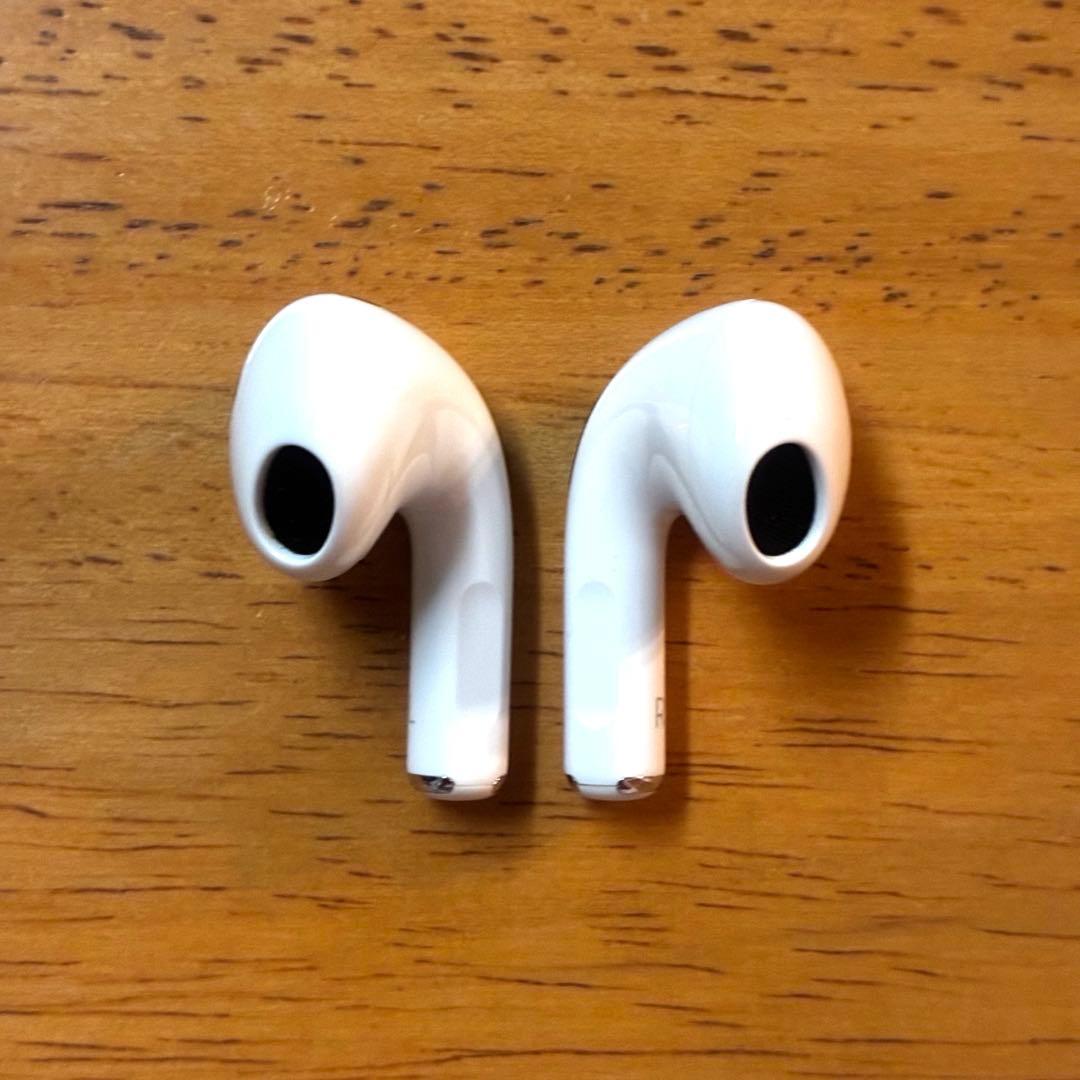 AirPods 第3世代 Lightning充電 正規品