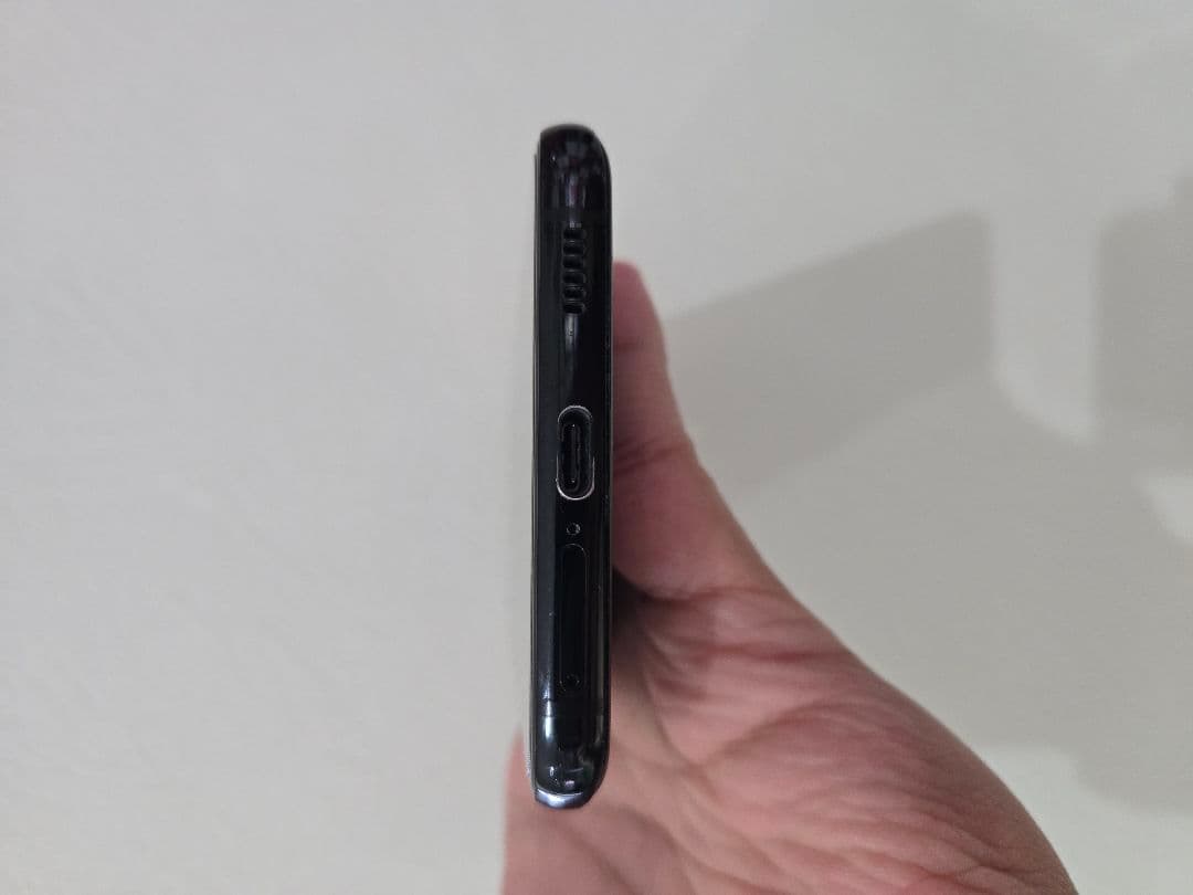 Samsung Galaxy S21 ブラック