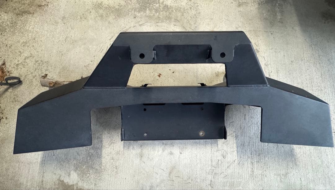 引き取り限定 jkラングラーフロントバンパー