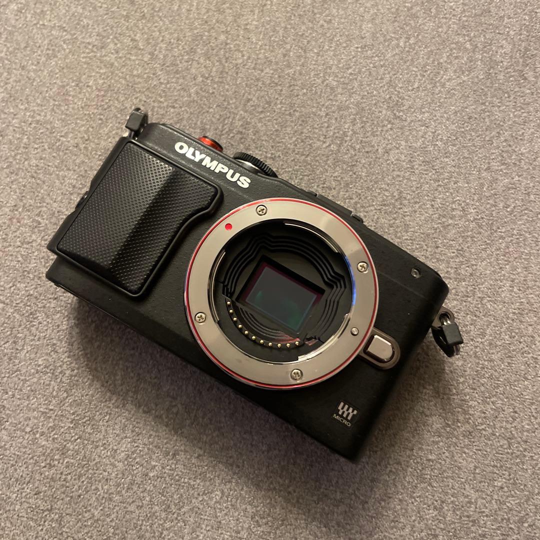 70. OLYMPUS PEN Lite E-PL6 ボディ