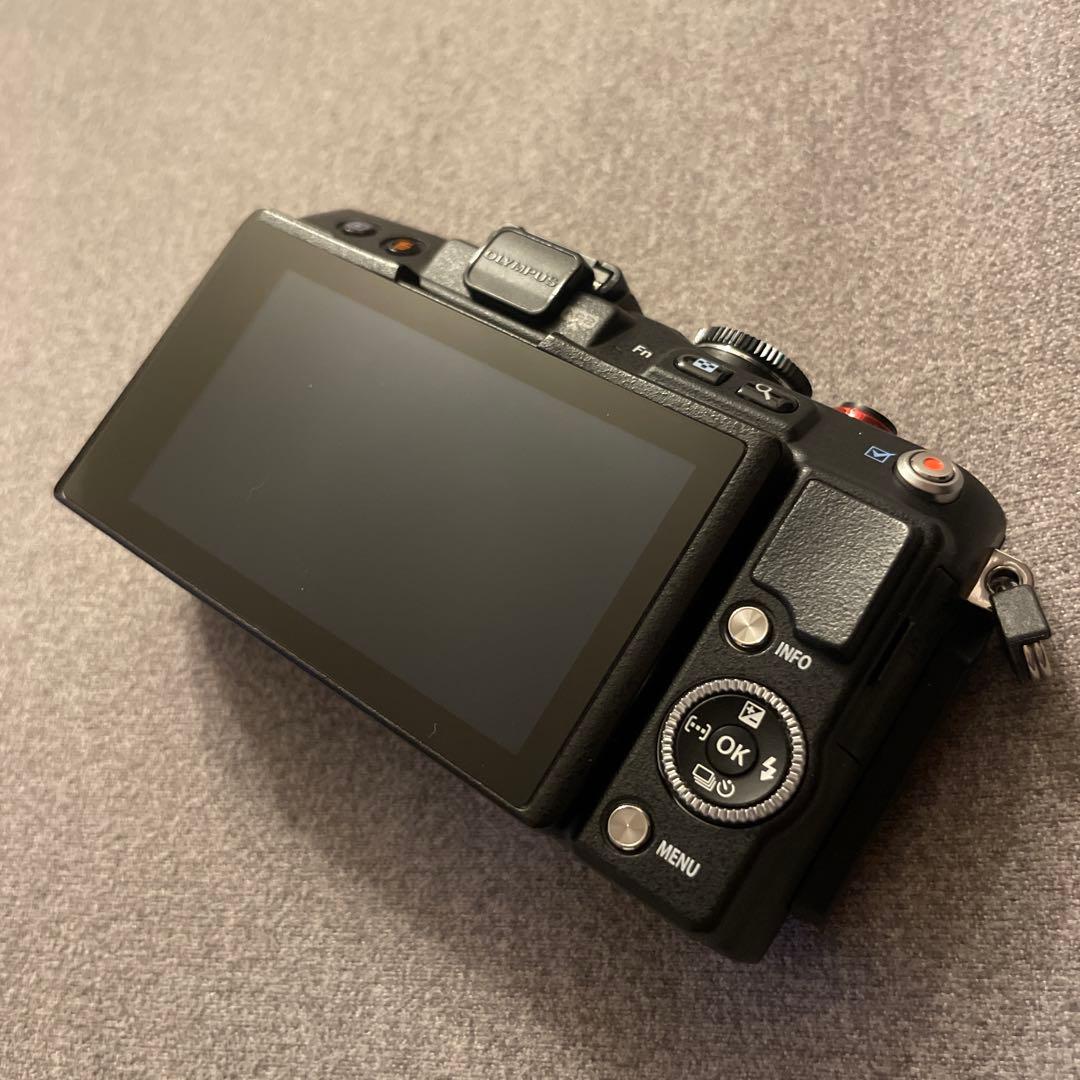 70. OLYMPUS PEN Lite E-PL6 ボディ