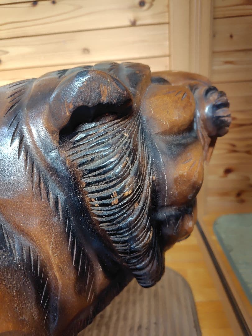 ヨッシー　虎　木彫り　約1m