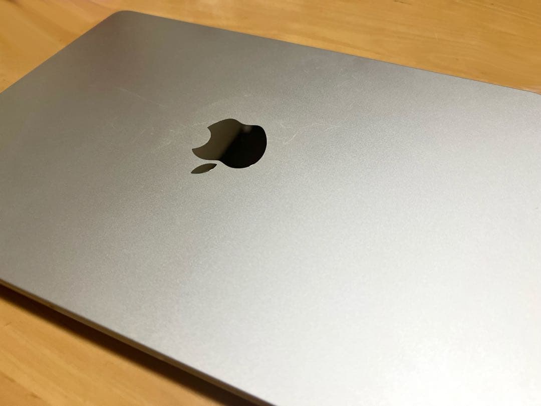 MacBook本体 MacBook Air M2 16GB 256GB
