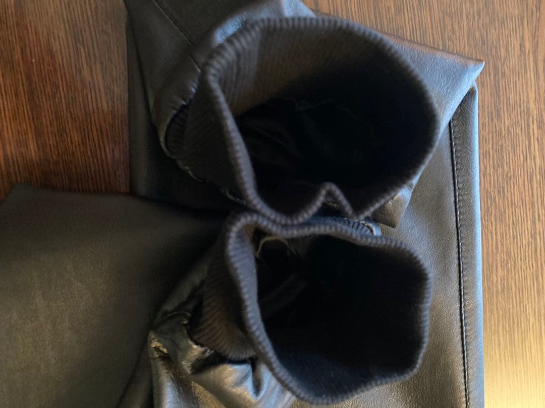 DOLCHE&GABBANA新品タグ付BLACKレザージョガーパンツmen's可