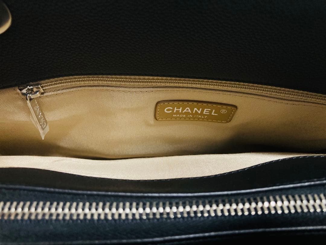 ぐーさん　正規美品　CHANEL マトラッセ　キルティングトートバッグ　黒