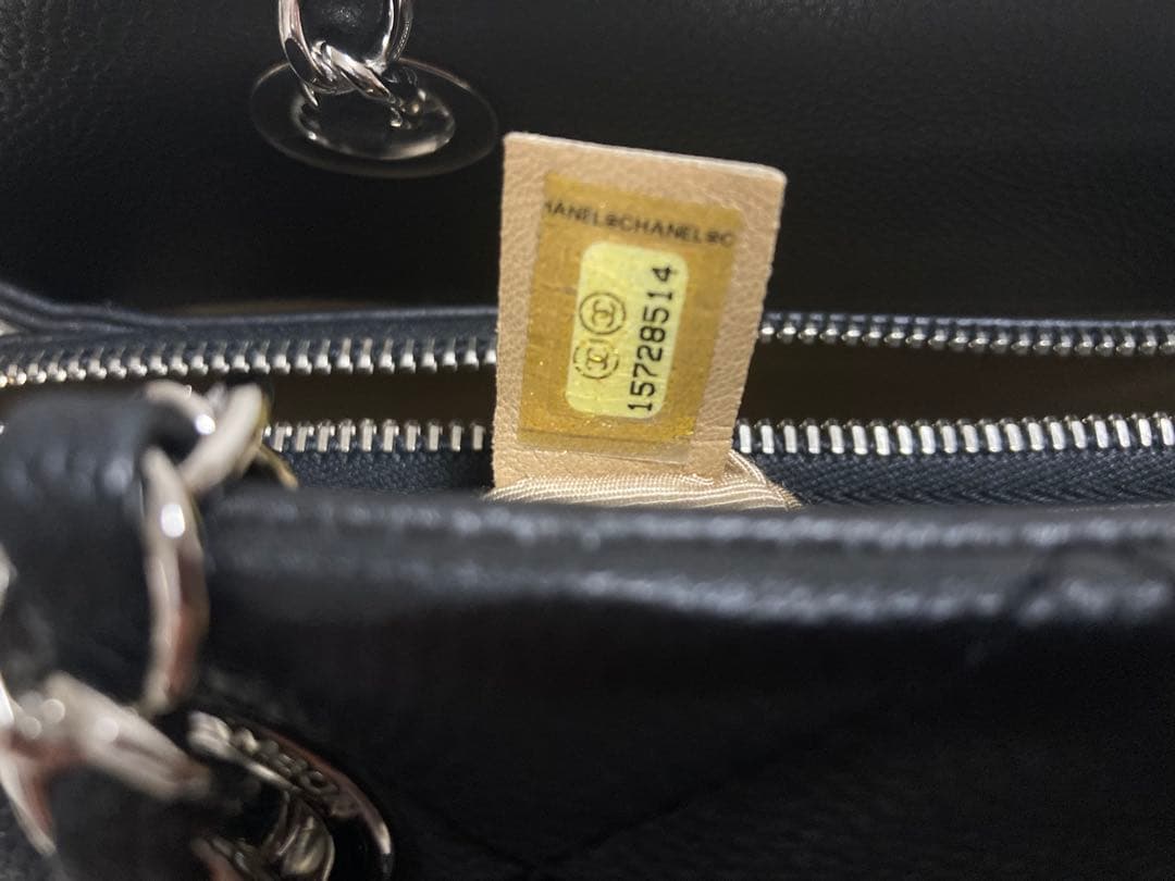 ぐーさん　正規美品　CHANEL マトラッセ　キルティングトートバッグ　黒