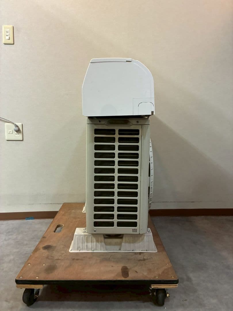 2122 日立【RAS-AJ22K (W)】2020年製 6畳 エアコン 中古