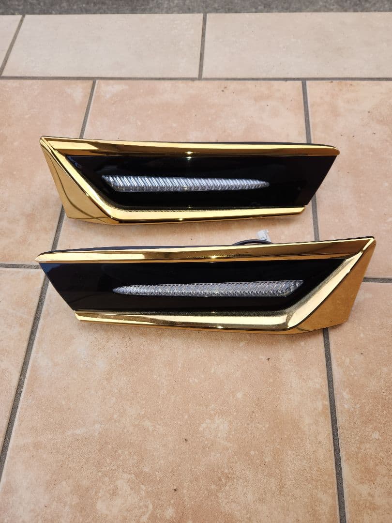 80ヴォクシーモデリスタ　イルミブレード