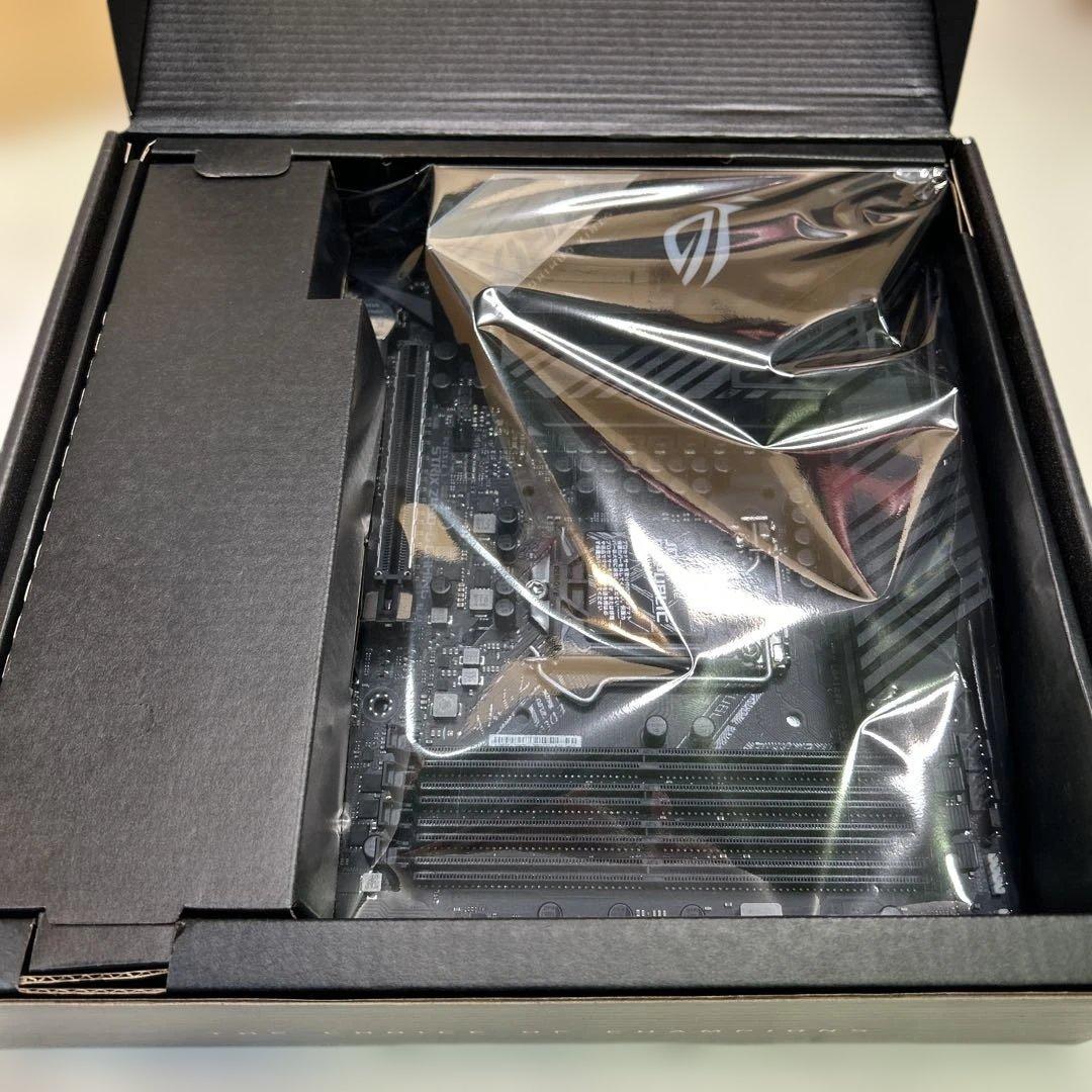 6973【未使用品】ASUS ROGSTRIX Z490-G GAMING