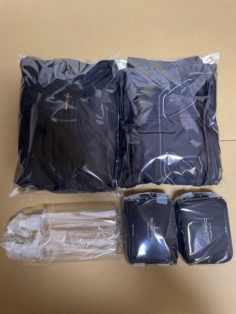SIXPAD EMSトレーニングウェア パワースーツ上下　Ｌ　ブラック