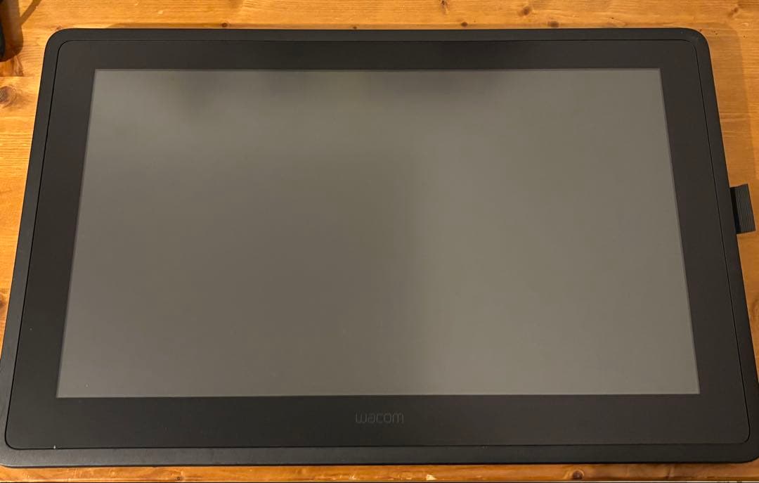 WACOM Cintiq 22 21.5型 DTK-2260