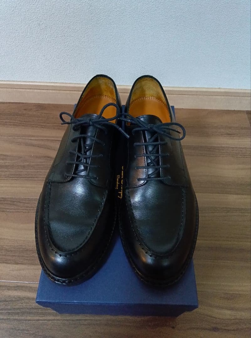 ジャランスリワヤ　99030　サイズUK7.0　ブラック　ダイナイトソール