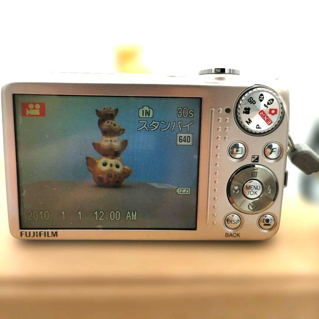 FUJIFILM FinePix F80EXR コンパクトデジカメ シルバー