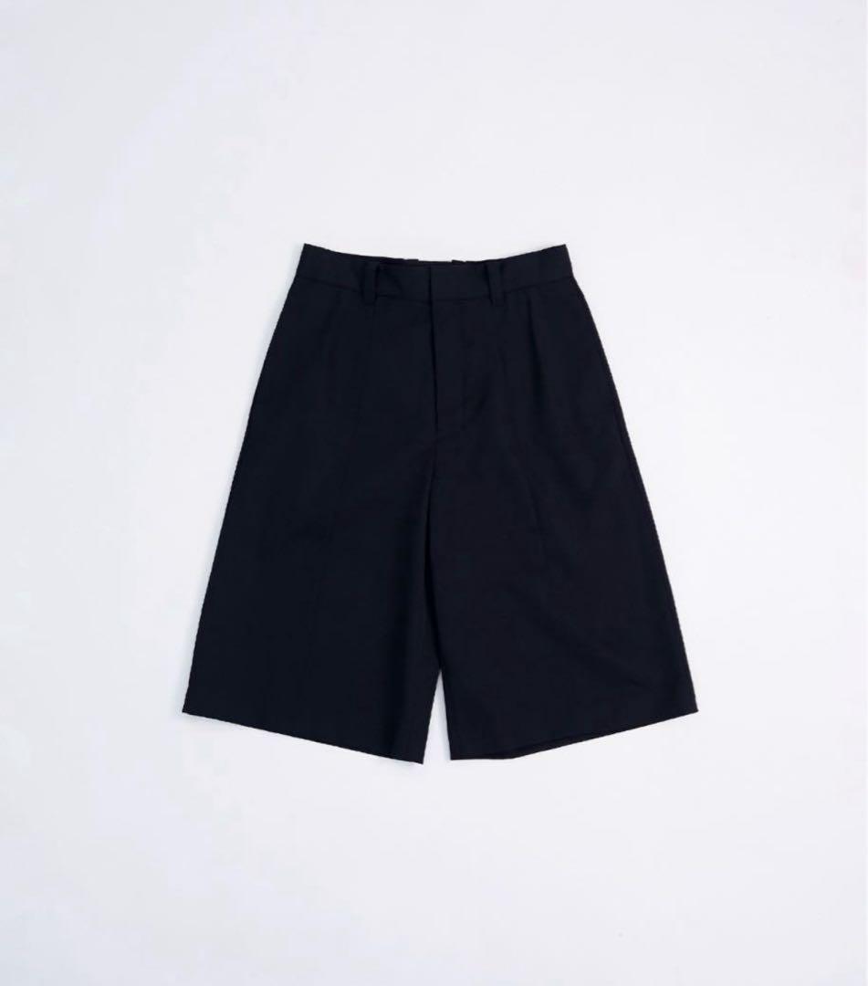 パンツ HEAVY WOOL GABARDINE SHORT TROUSERS