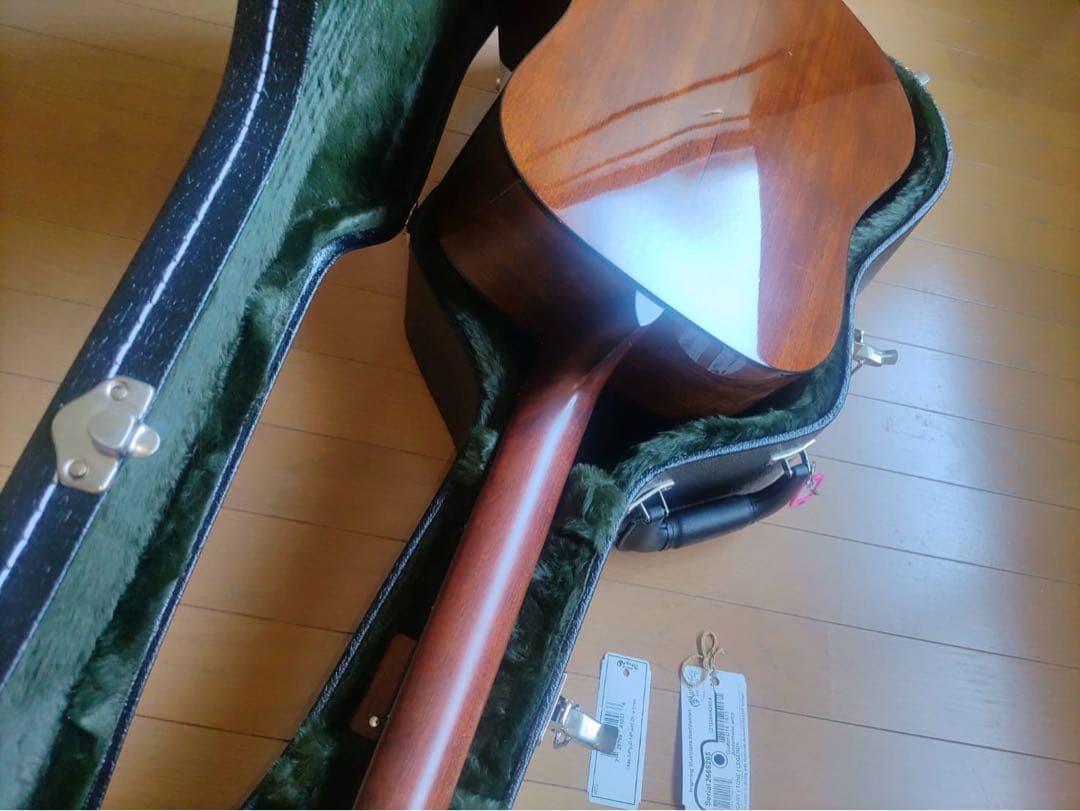 Martin D-18 Ambertone 2022年製