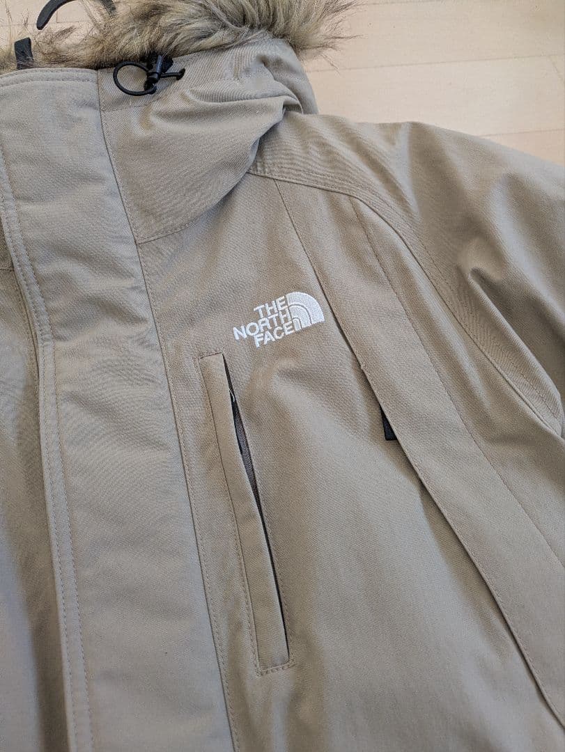 THE NORTH FACE ベージュ ダウンジャケット