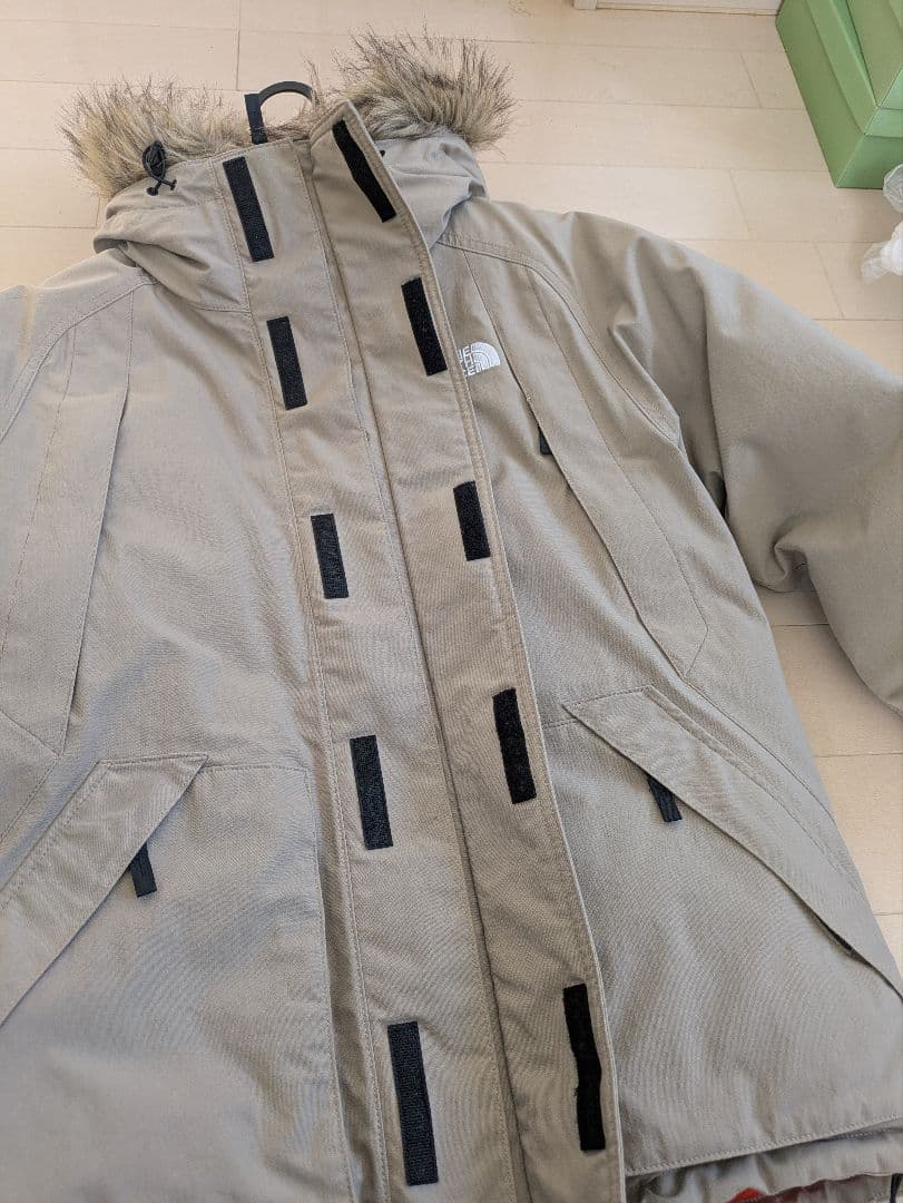 THE NORTH FACE ベージュ ダウンジャケット