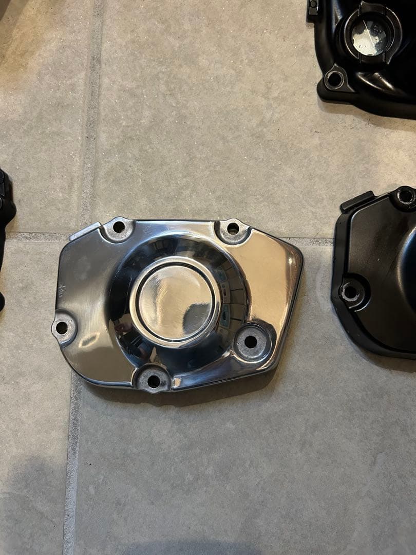 Z900RS エンジンカバー