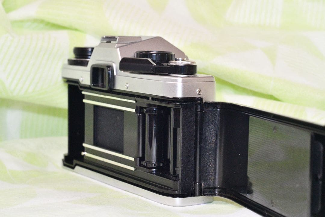 お値下げ中《動作品》OLYMPUS OM-10+50/1.8標準レンズ付a322