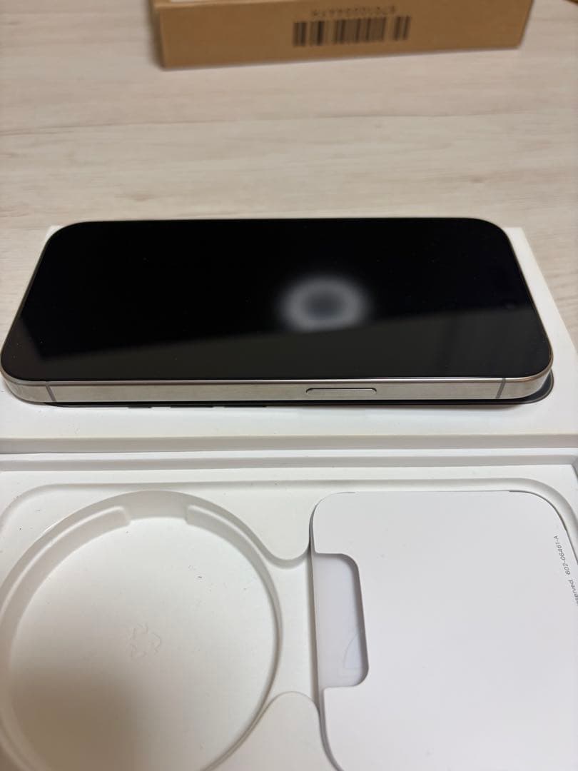 [美品]iPhone15 Pro 128GBナチュラルチタニウム　SIMフリー