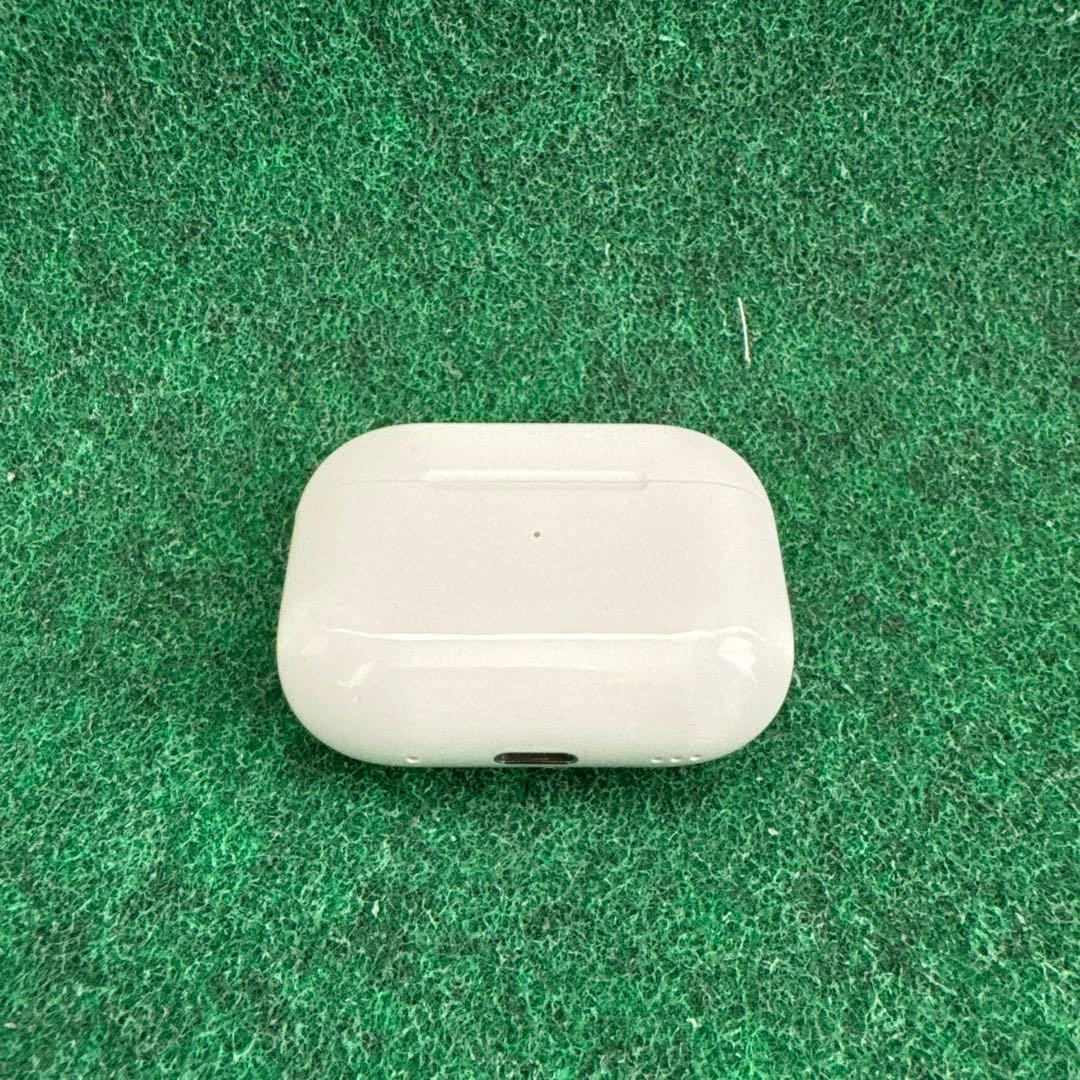 AirPods本体 ホワイト